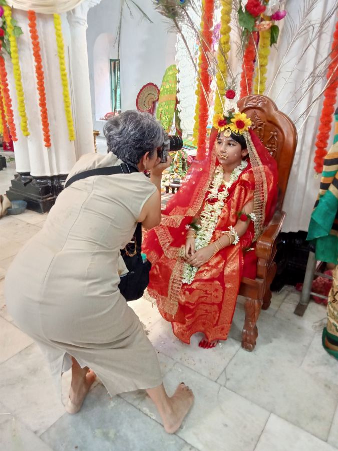 Photographing a Bengali Bride