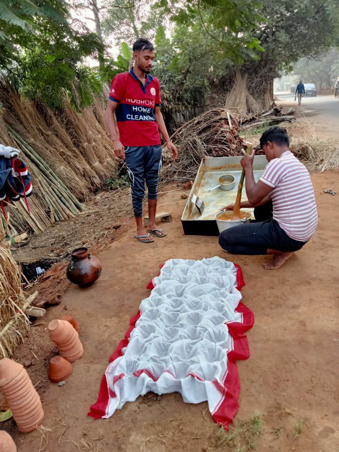 Jaggery Making by the Roadside